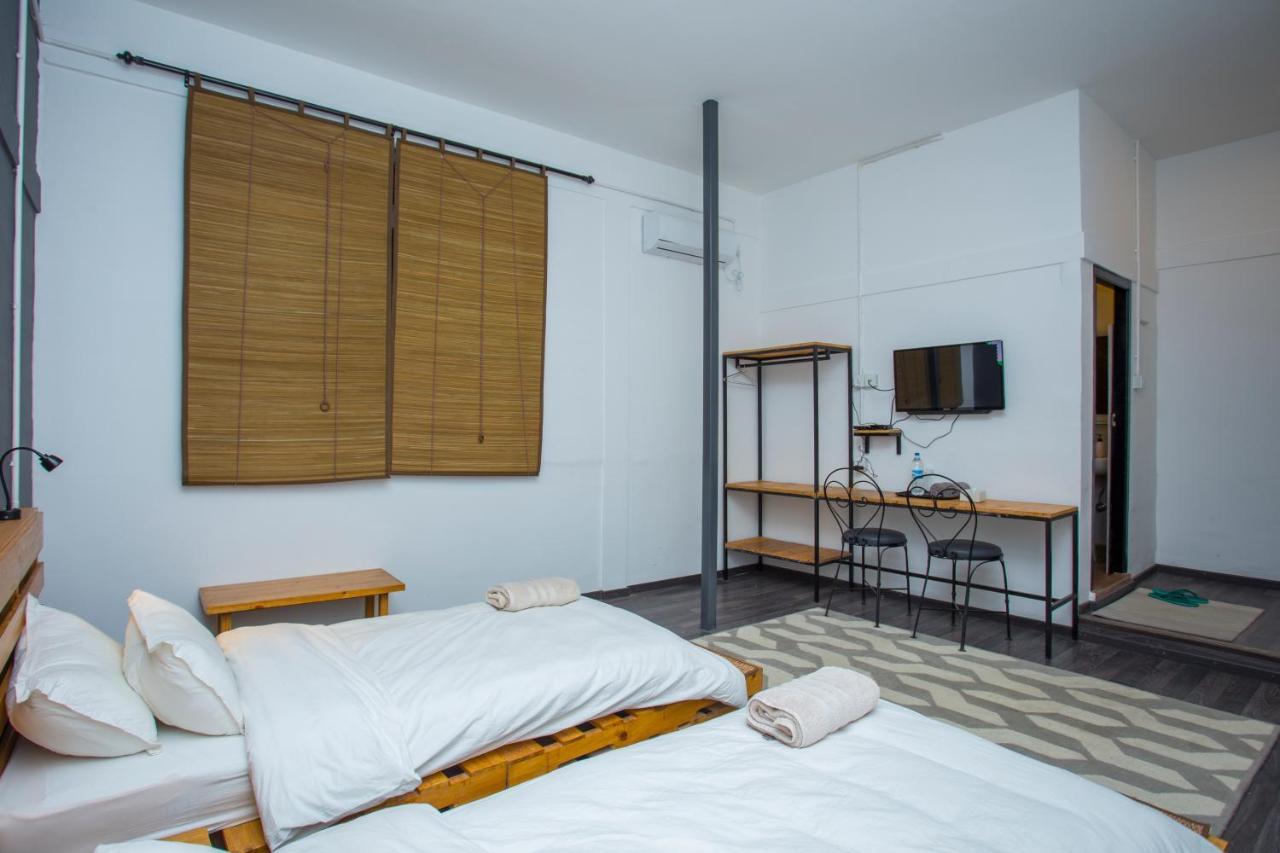 Yakety Yak Hostal
