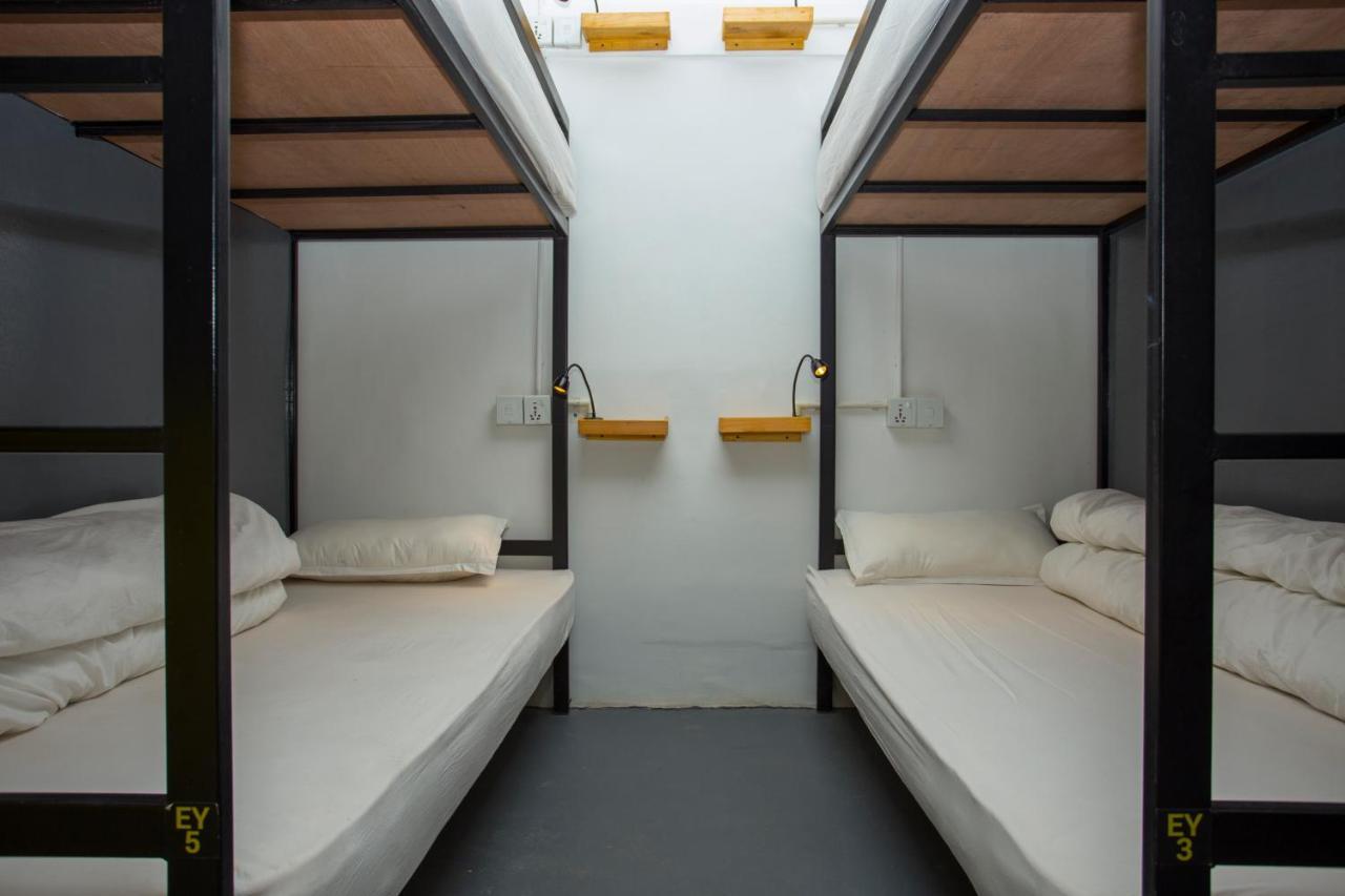 Yakety Yak Hostal *
