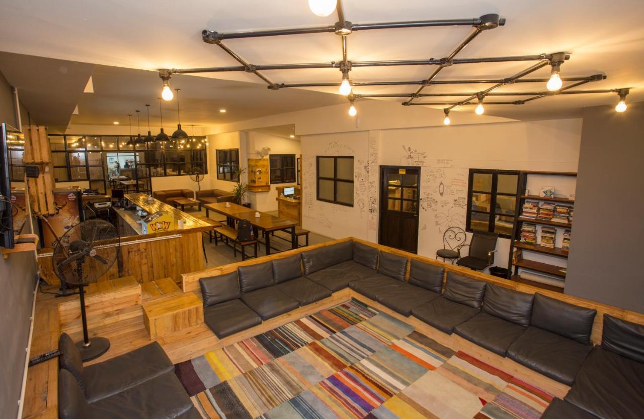 Yakety Yak Hostal *